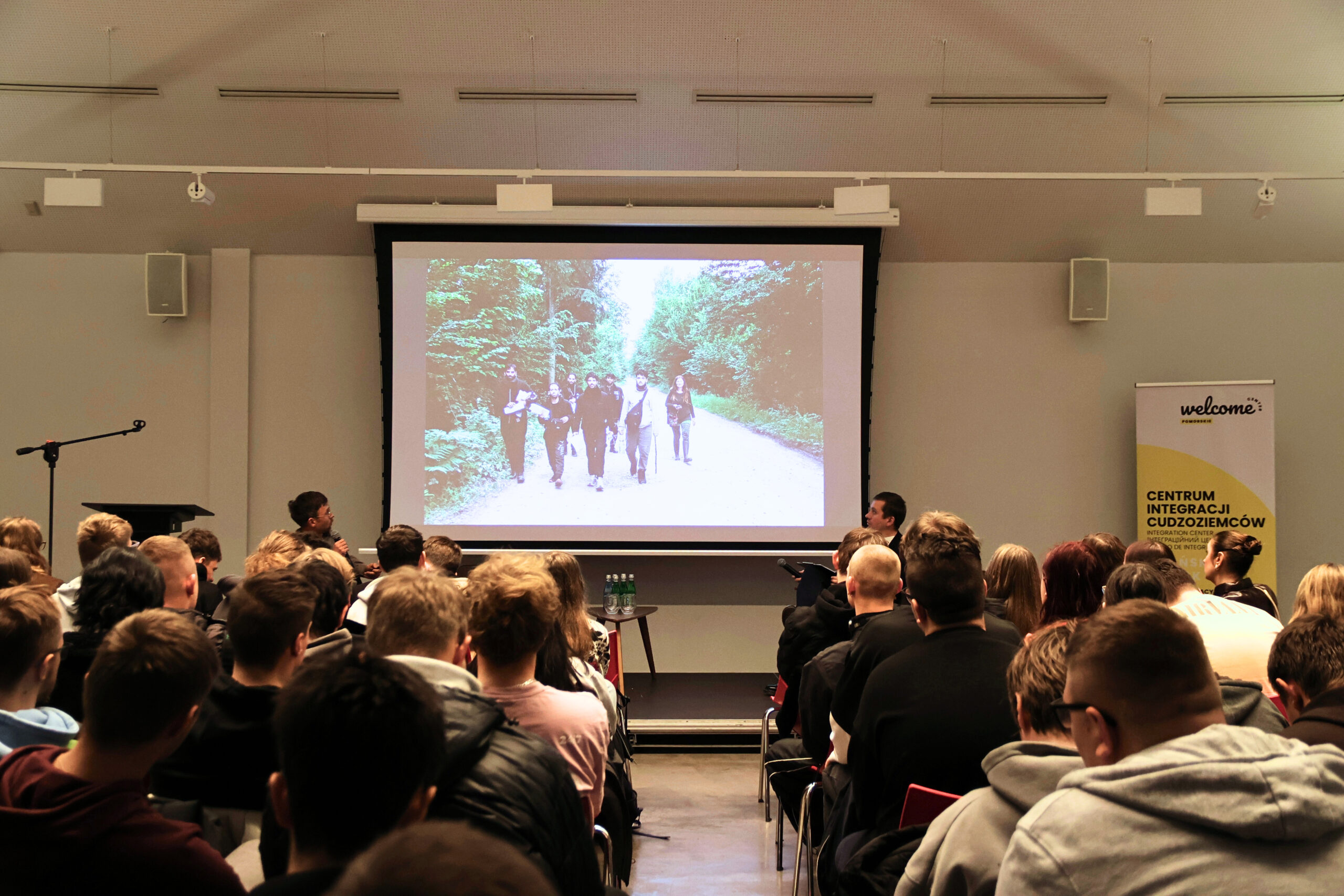 „Migracje bez uprzedzeń – rozmowa o faktach i mitach” – spotkanie edukacyjne dla młodzieży